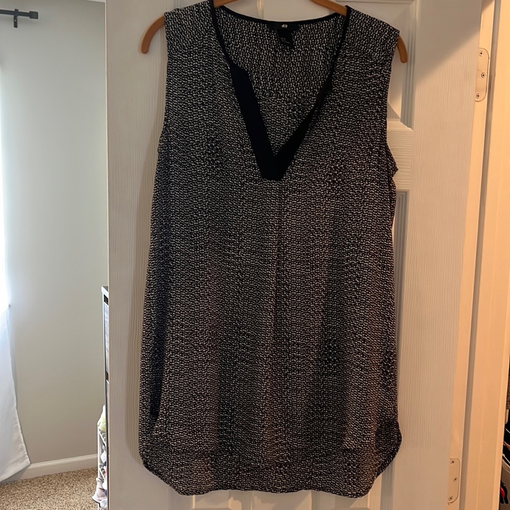 Sleeveless Blouse